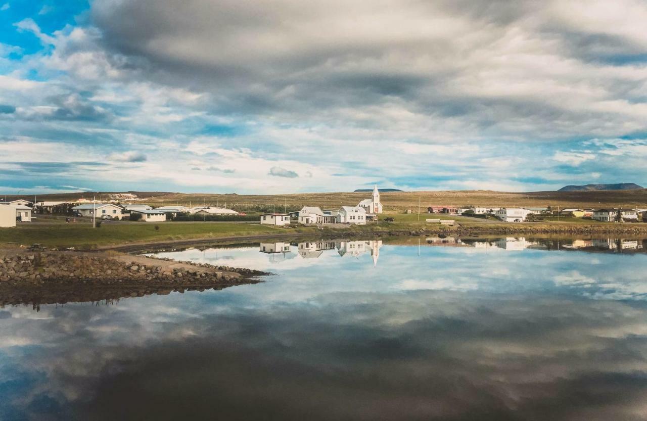 Sandur Þórshöfn Buitenkant foto